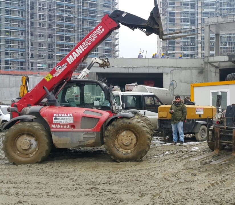 Manitou Telehandler 7 Metre 3.2 Ton