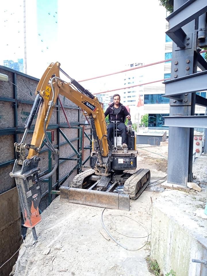 KİRALIK KIRICILI 2 TON MİNİ ESKAVATÖR